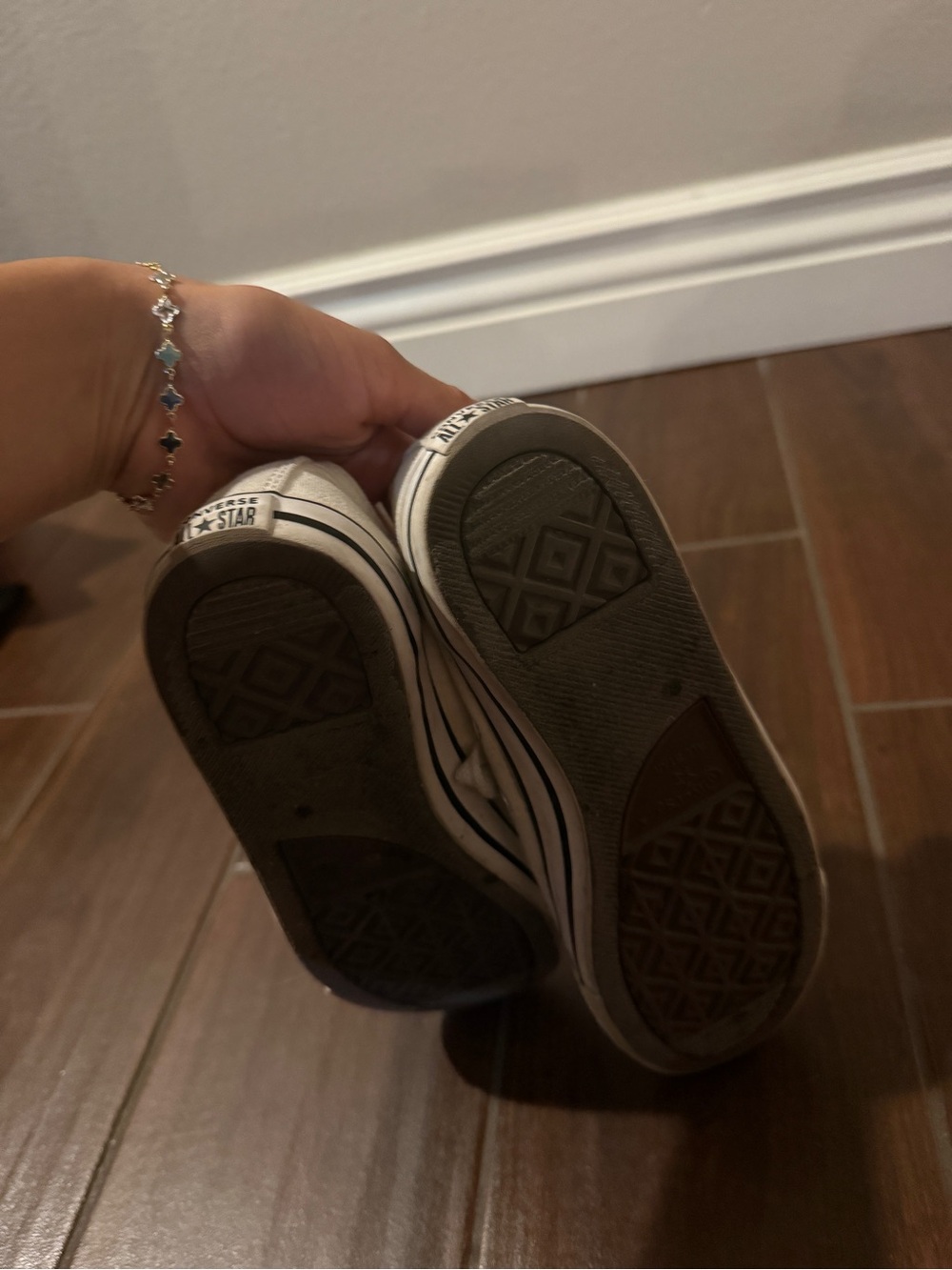 Converse - Picture 4 of 5